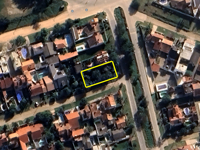 Terreno com 300m², à venda, no bairro Laranjal em Pelotas