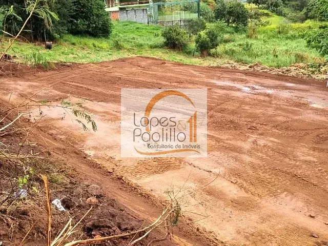 Terreno com 800m², à venda, no bairro Laranjal em Atibaia