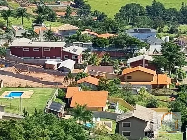Terreno com 800m², à venda, no bairro Laranjal em Atibaia