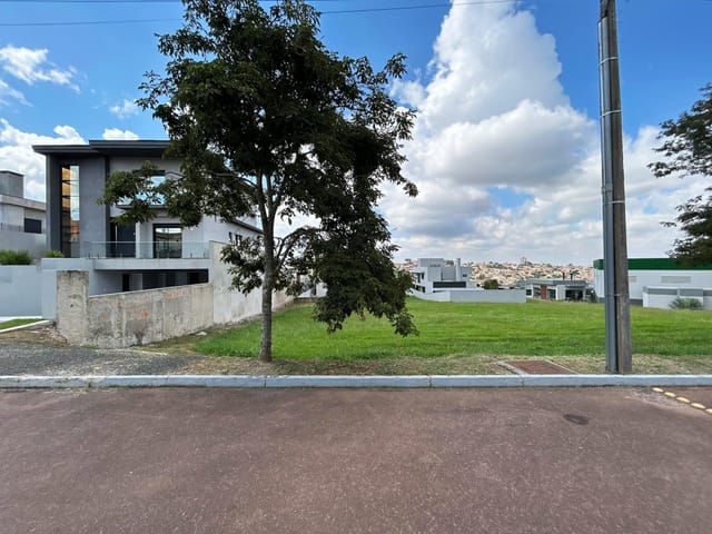 Condomínio Fontana di Trevi: lotes exclusivos no Jardim Carvalho, 444 m² - Quadra 9.
