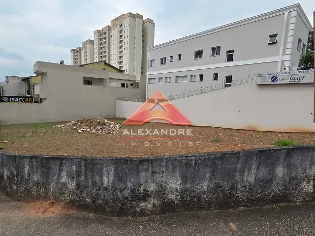 Terreno com 364m², à venda, no bairro Loteamento Residencial Vista Linda em São José dos Campos