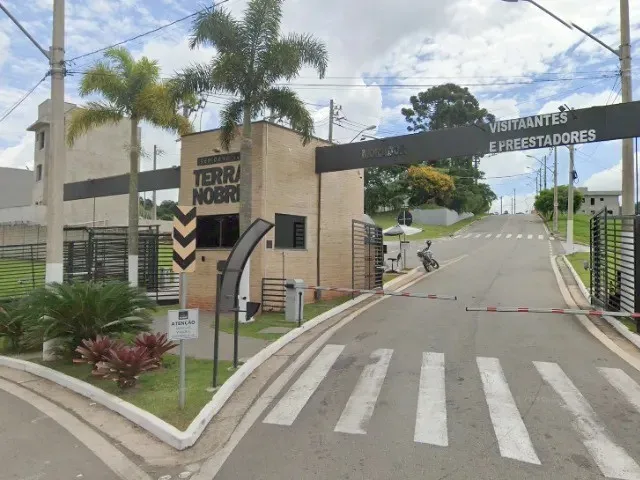 Terreno com 125m², à venda, no bairro das Pedras em Cotia