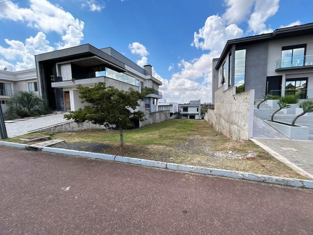 Condomínio Fontana di Trevi: lotes exclusivos no Jardim Carvalho, 444 m² - Quadra 9.