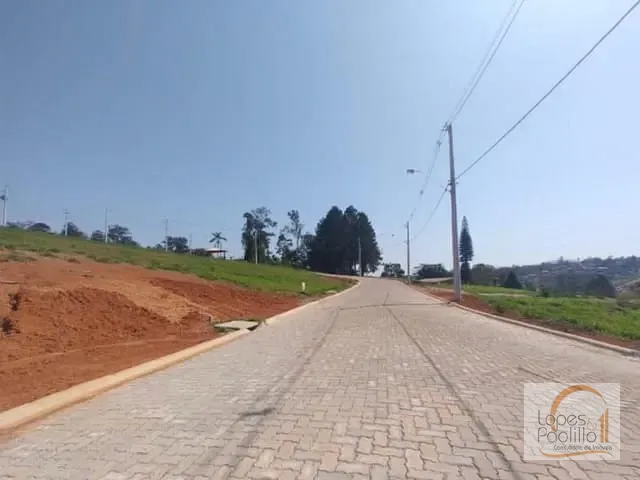 Terreno com 600m², à venda, no bairro Guaxinduva em Piracaia