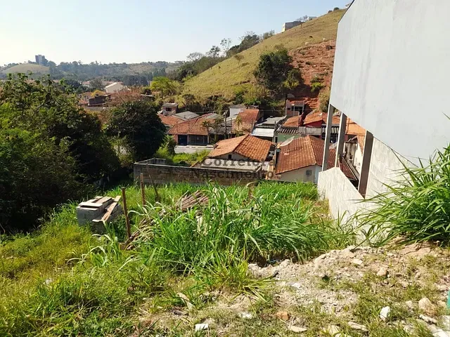 Terreno com 172m², à venda, no bairro Jardim Colinas em Jacareí