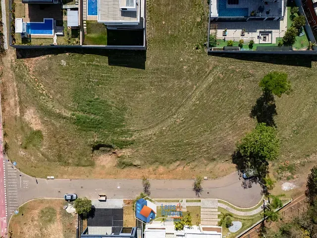 Terreno com 800m² 1 quarto e 1 banheiro, à venda, no bairro Medeiros em Jundiaí