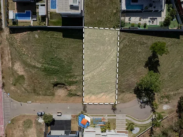 Terreno com 800m² 1 quarto e 1 banheiro, à venda, no bairro Medeiros em Jundiaí