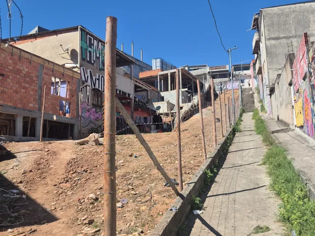Terreno com 267m², à venda, no bairro Jd. São Carlos em Jandira