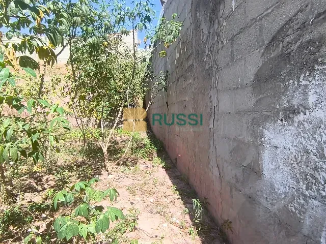 Terreno com 332m², à venda, no bairro Jardim Santa Júlia em São José dos Campos