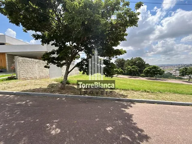 Terreno com 360m², à venda, no bairro Jardim Carvalho em Ponta Grossa