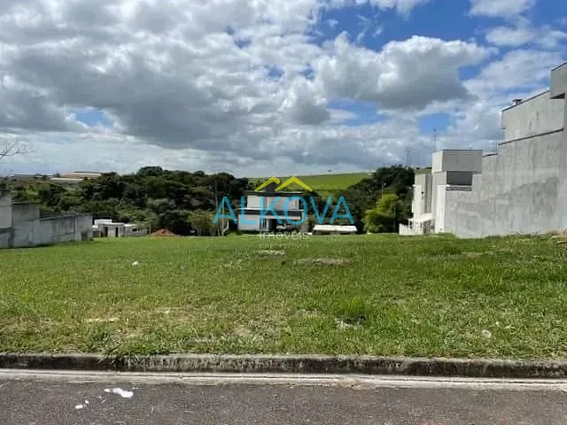 Terreno com 300m², à venda, no bairro Condomínio Terras do Vale em Caçapava