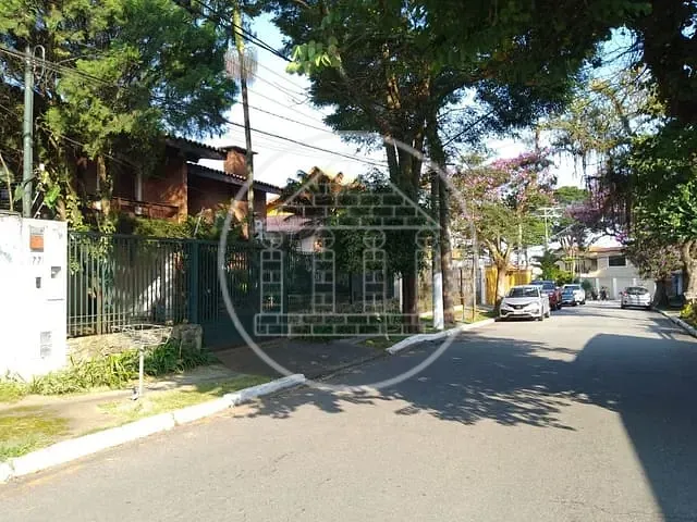 Terreno com 464m², à venda, no bairro Interlagos em São Paulo