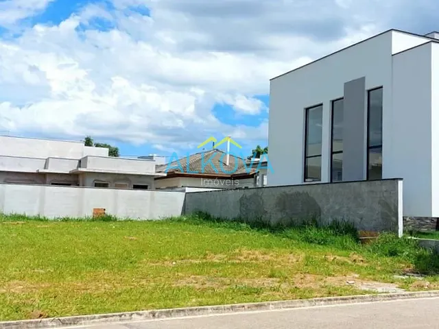 Terreno com 300m², à venda, no bairro Residencial Terras Do Vale em Caçapava