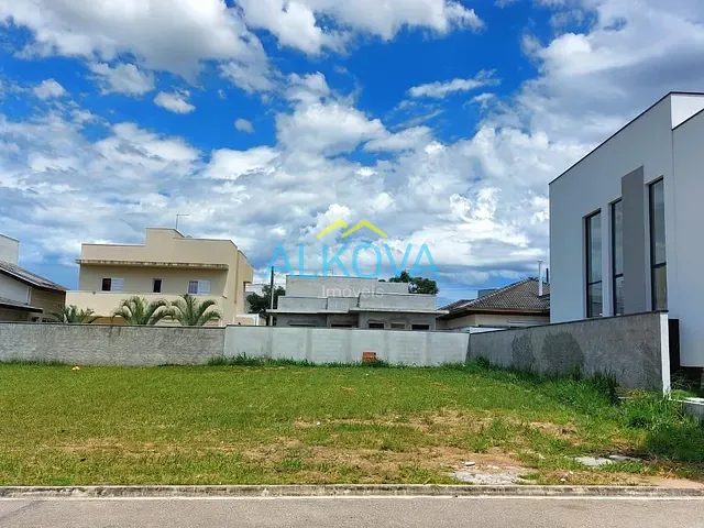 Terreno com 300m², à venda, no bairro Residencial Terras Do Vale em Caçapava