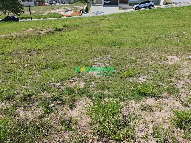 Terreno com 600m², à venda, no bairro Condomínio Residencial Colinas do Paratehy em São José dos Campos
