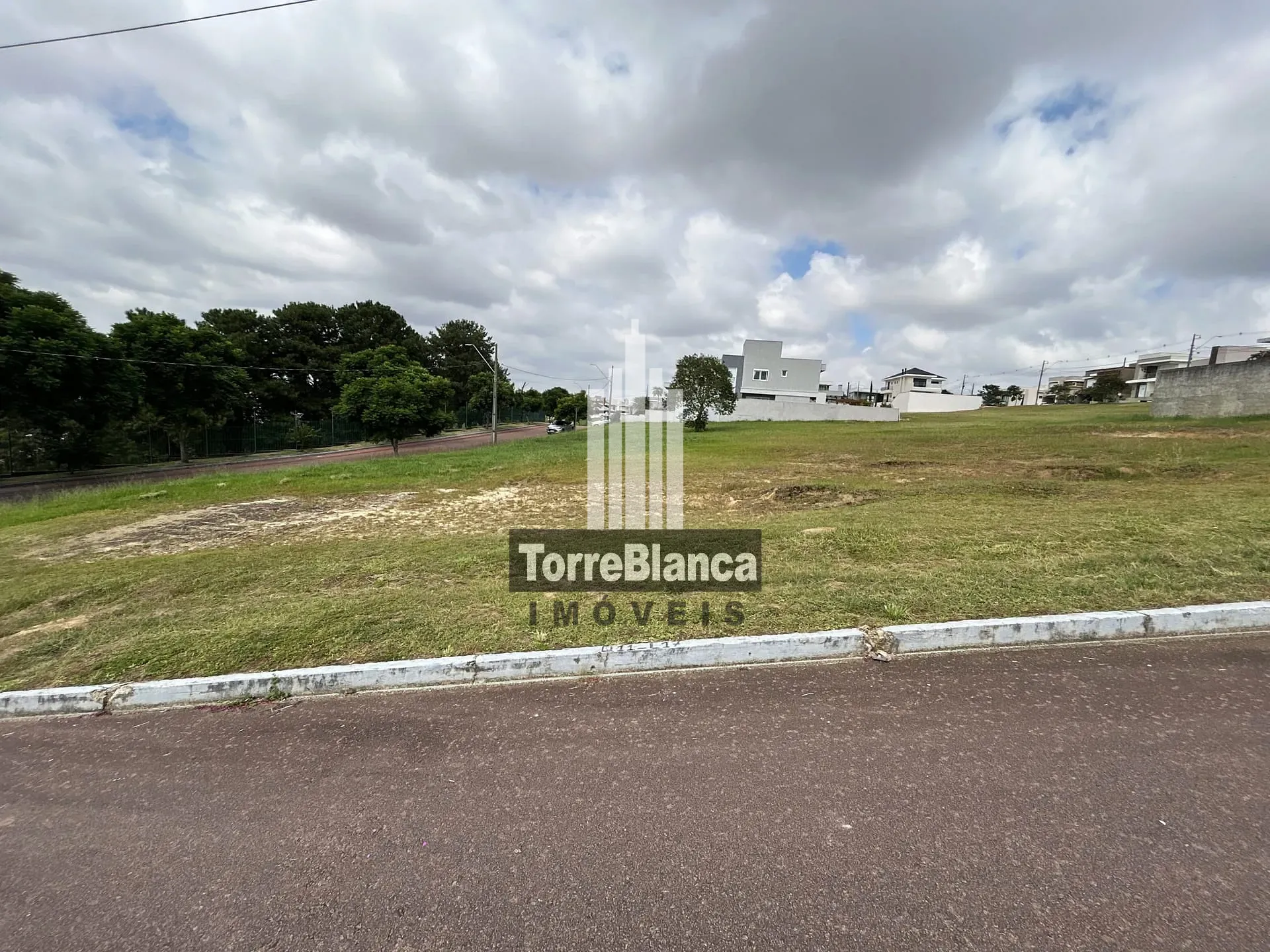 Terreno, 369 m² - Foto 1