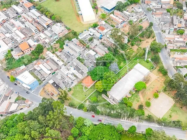 Terreno com 1700m², à venda, no bairro Cidade Ipava em São Paulo