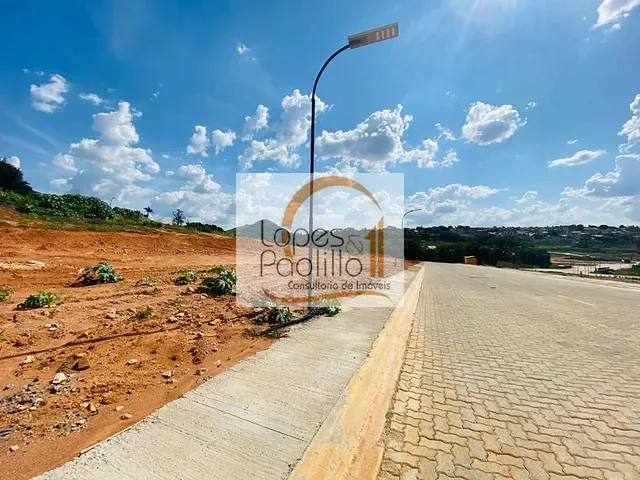 Terreno com 360m², à venda, no bairro Itapetininga em Atibaia