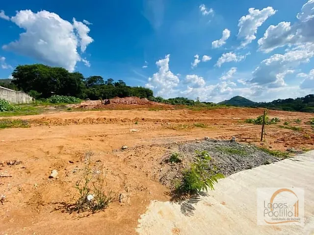 Terreno com 360m², à venda, no bairro Itapetininga em Atibaia