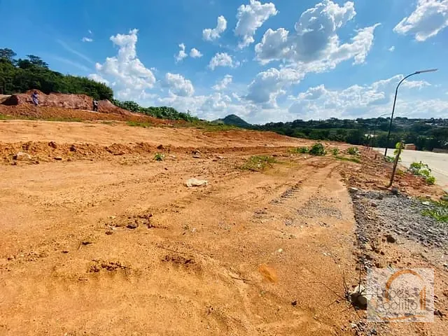 Terreno com 360m², à venda, no bairro Itapetininga em Atibaia