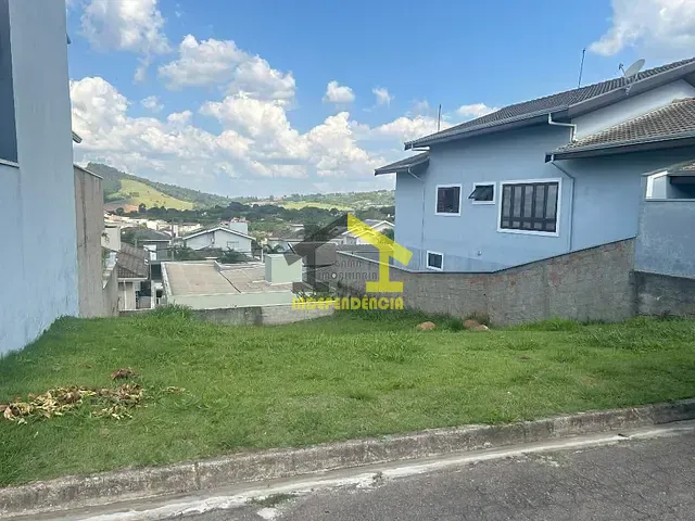 Terreno com 300m², à venda, no bairro Parque das Laranjeiras em Itatiba