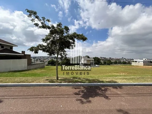 Terreno com 444m², à venda, no bairro Jardim Carvalho em Ponta Grossa
