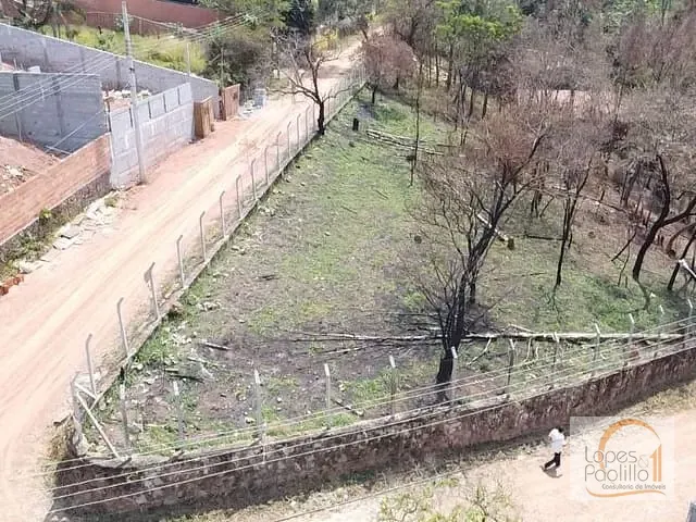 Terreno com 510m², à venda, no bairro Jardim Estância Brasil em Atibaia