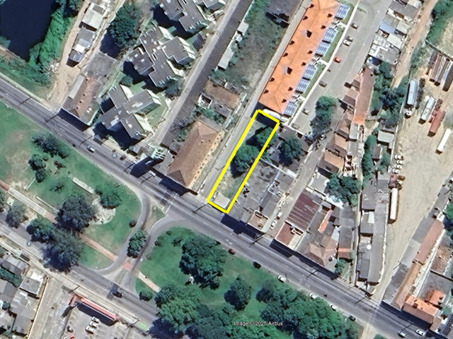 Terreno com 739m², à venda, no bairro Centro em Pelotas