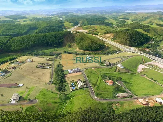 Terreno com 1000m², à venda, no bairro Village Parahybuna em Paraibuna