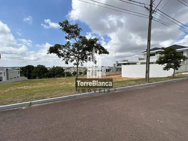 Terreno com 444m², à venda, no bairro Jardim Carvalho em Ponta Grossa