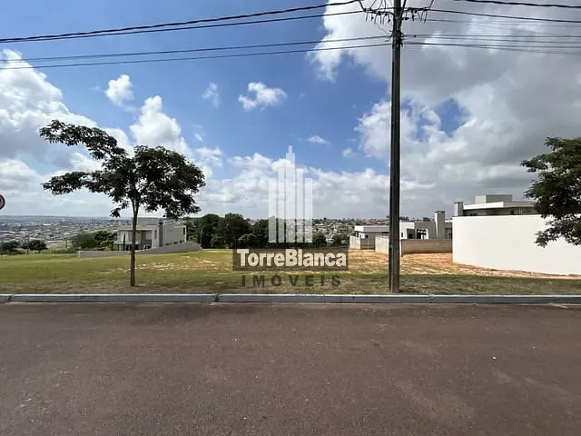Terreno com 444m², à venda, no bairro Jardim Carvalho em Ponta Grossa