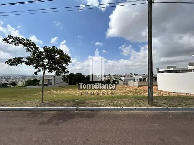 Terreno com 444m², à venda, no bairro Jardim Carvalho em Ponta Grossa