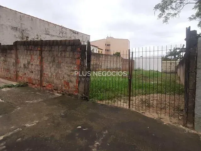 Terreno à venda, no bairro Jardim Simus em Sorocaba