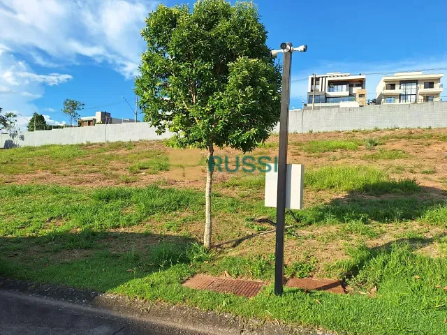 Terreno com 601m², à venda, no bairro Condomínio Residencial Colinas do Paratehy em São José dos Campos