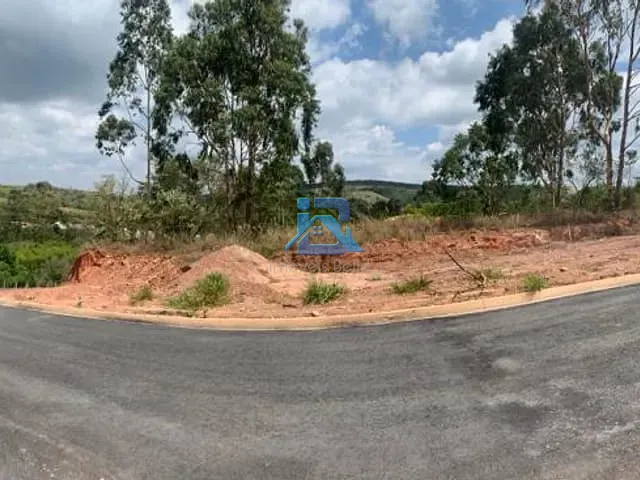 Terreno com 756m², à venda, no bairro Loteamento Jardim das Paineiras em Itatiba