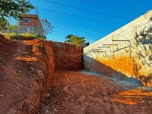 Terreno com 600m², à venda, no bairro Cristal Park em Santana de Parnaíba