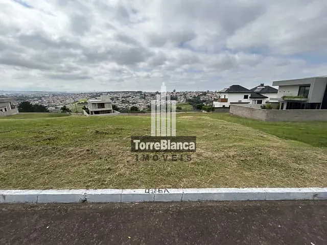 Terreno com 771m², à venda, no bairro Jardim Carvalho em Ponta Grossa