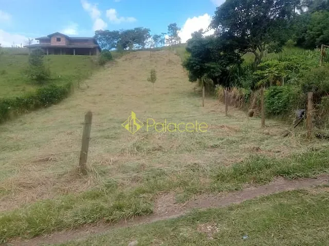 Terreno com 1110m², à venda, no bairro Piracangaguá em Taubaté