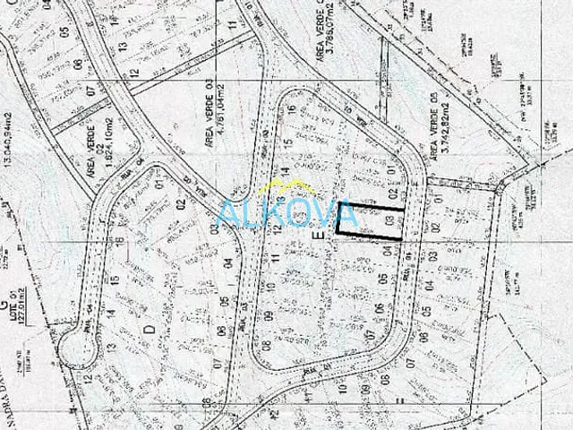 Terreno com 756m², à venda, no bairro Jardim Torrão de Ouro em São José dos Campos