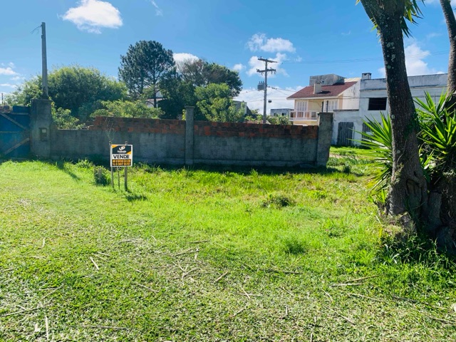 Terreno com 350m², à venda, no bairro Três Vendas em Pelotas