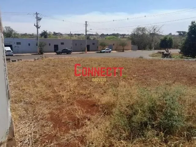 Terreno com 294m², à venda, no bairro Vereador João Luis de Vicente em Brodowski