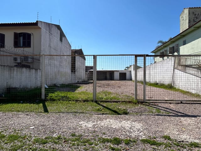Terreno com 432m², à venda, no bairro Areal em Pelotas