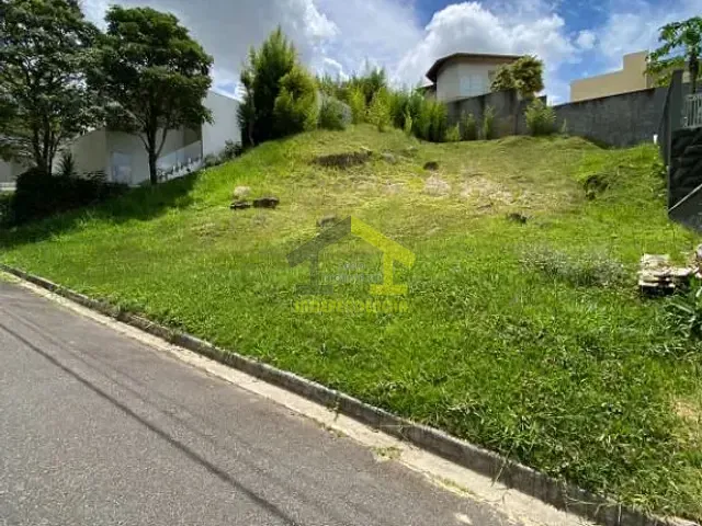 Terreno com 450m², à venda, no bairro Parque das Laranjeiras em Itatiba