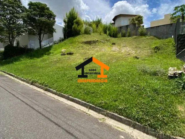 Terreno com 450m², à venda, no bairro Parque das Laranjeiras em Itatiba