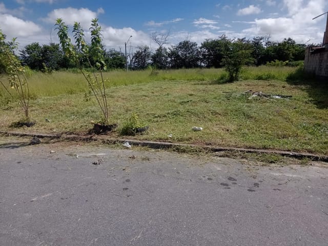 Terreno à venda, no bairro Residencial Pasin em Pindamonhangaba