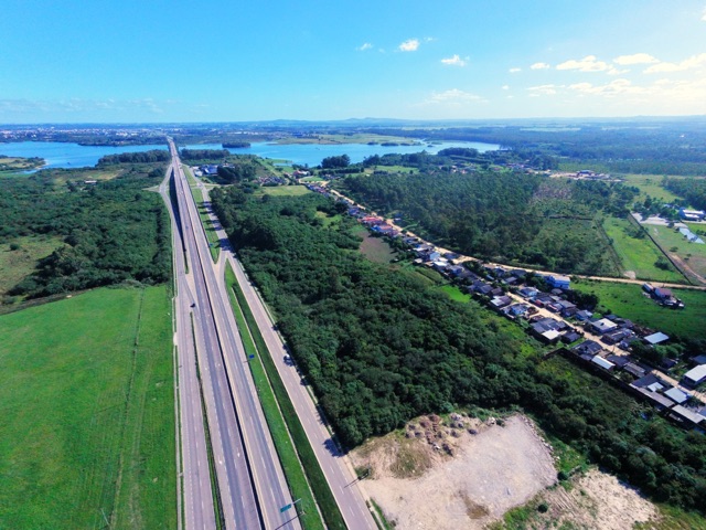 Terreno com 71338m², à venda, no bairro Três Vendas em Pelotas