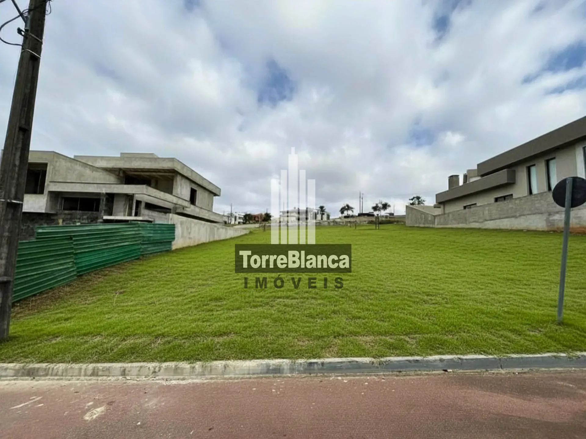Terreno, 357 m² - Foto 1