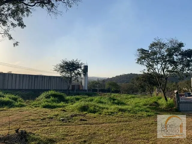 Terreno com 2025m², à venda, no bairro Jardim dos Pinheiros em Atibaia