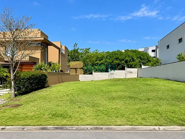 Terreno com 521m², à venda, no bairro Condomínio Residencial Alphaville II em São José dos Campos