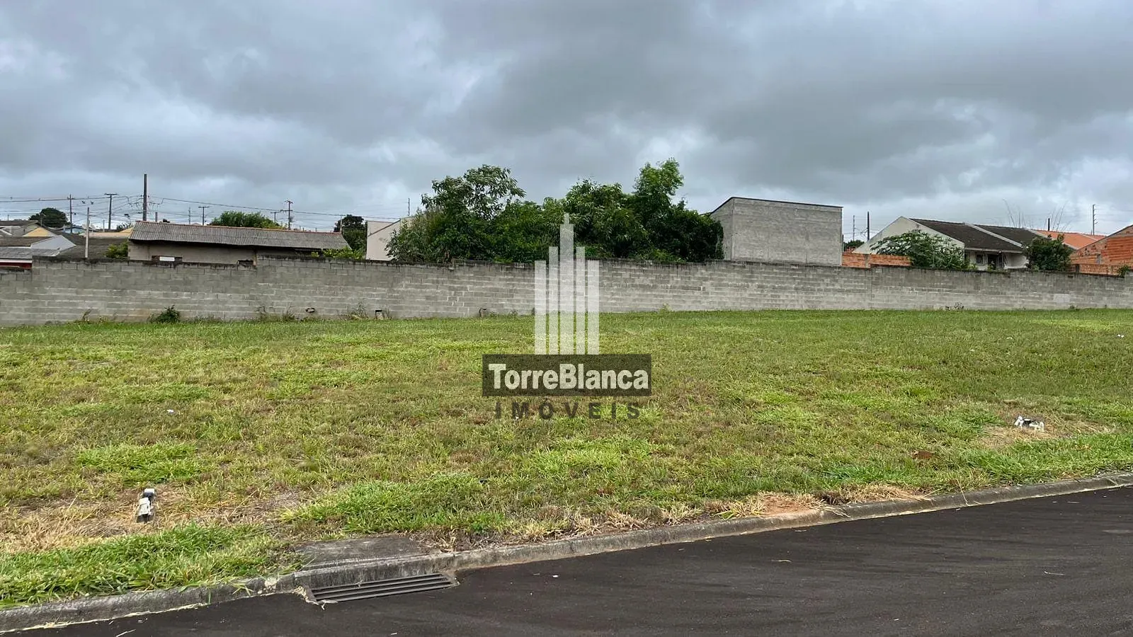 Terreno, 239 m² - Foto 1